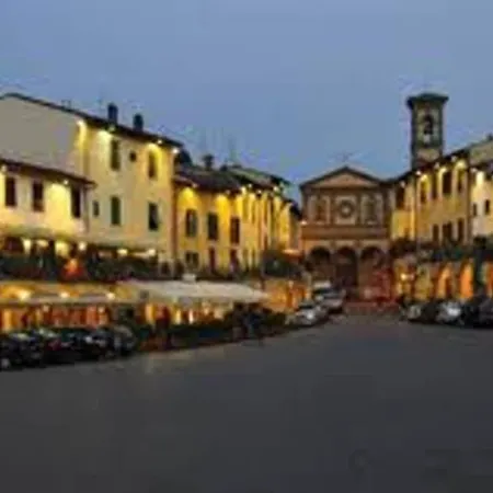 Happy Florence Matteotti Square Greve * Greve in Chianti
